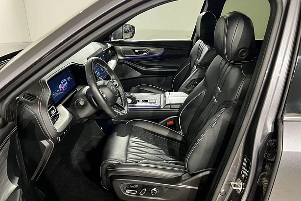 GS8 GX Premium 2.0 AT 4WD (231 л.с.) фото 9