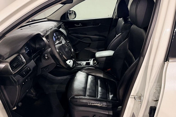 Sorento Prestige 3.5 AT 4WD (249 л.с.) фото 9