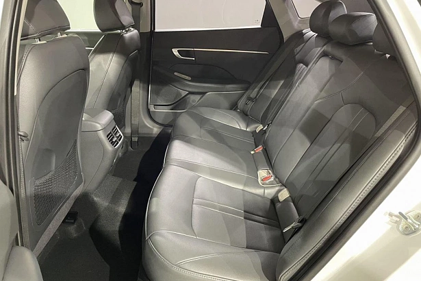 Sonata Elegance 2.5 AT (180 л.с.) фото 12