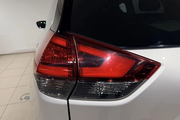 X-Trail SE Top (2018-2020) 2.0 CVT 4WD (144 л.с.) фото 16