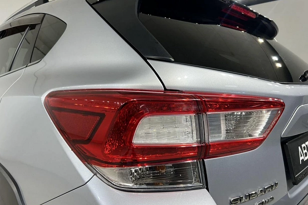 XV Elegance 2.0 CVT 4WD (150 л.с.) фото 20