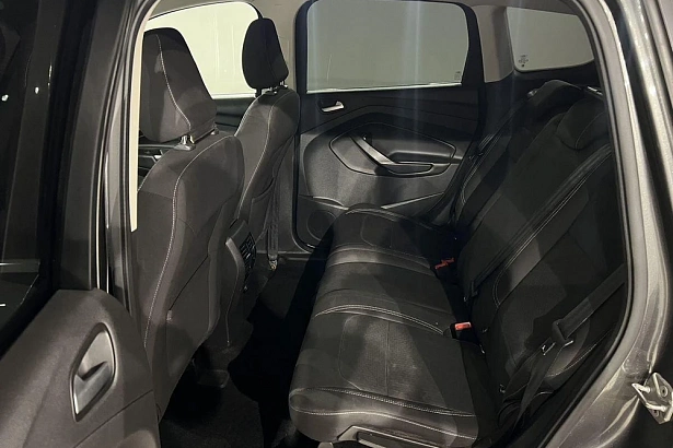 Kuga Titanium (2017) 2.5 AT (150 л.с.) фото 12