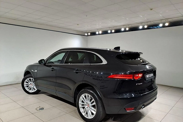 F-Pace Prestige 2.0d AT 4WD (240 л.с.) фото 4