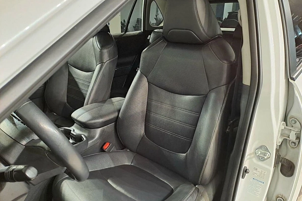 RAV4 Prestige 2.0 CVT 4WD (149 л.с.) фото 11