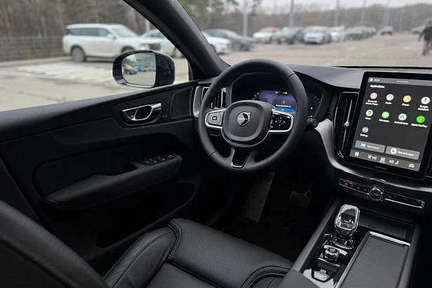 XC60 Ультра Темный / Ultra Dark 2.0 AT 4WD (249 л.с.) фото 13