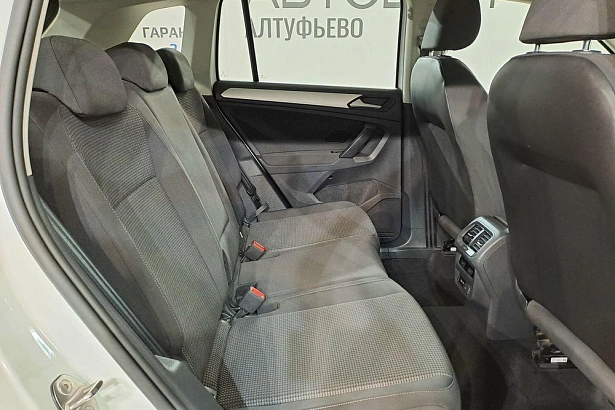 Tiguan Winter Edition 1.4 AMT 4WD (150 л.с.) фото 13