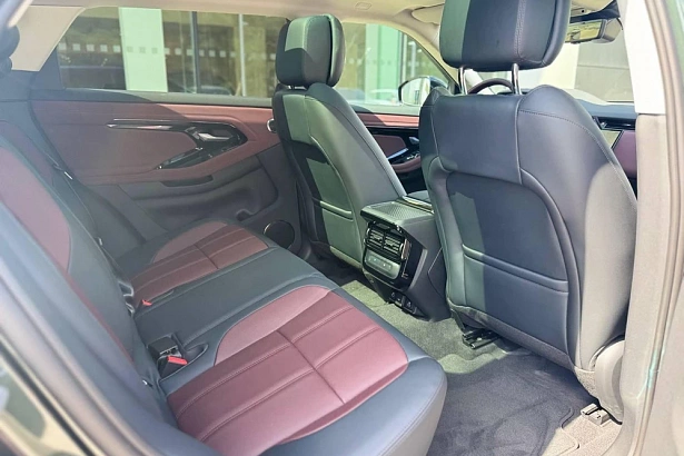 Range Rover Evoque R-Dynamic SE 2.0 AT 4WD (249 л.с.) фото 12