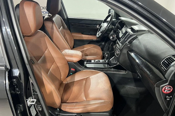 Sorento Luxe 2.4 AT (175 л.с.) фото 10