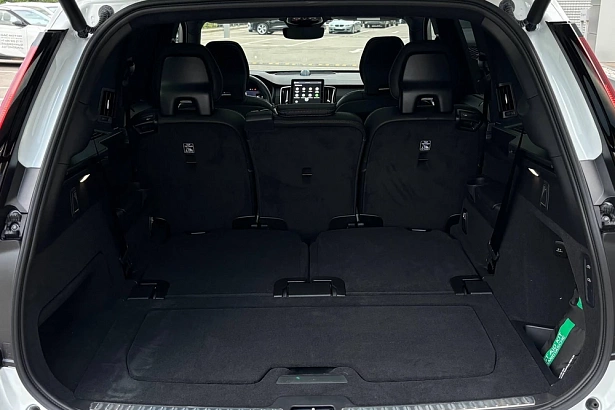 XC90 Ультра Темный (7 мест) / Ultra Dark (7 мест) 2.0 AT 4WD (250 л.с.) фото 15