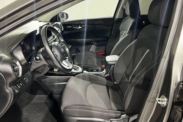 Cerato Luxe 2019 2.0 AT (150 л.с.) фото 10