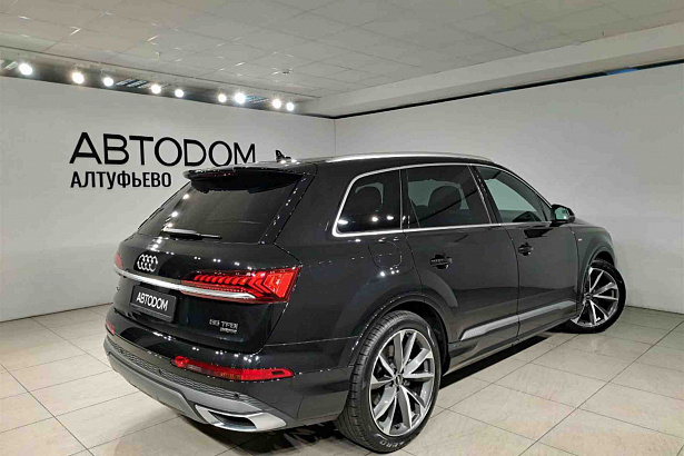 Q7 Base 3.0 AT 4WD (340 л.с.) фото 6