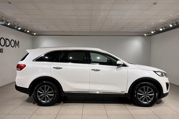 Sorento Premium 2.2d AT 4WD (5 мест) (200 л.с.) фото 7