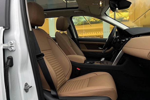 Discovery Sport R-Dynamic SE 2.0 AT 4WD (249 л.с.) фото 12
