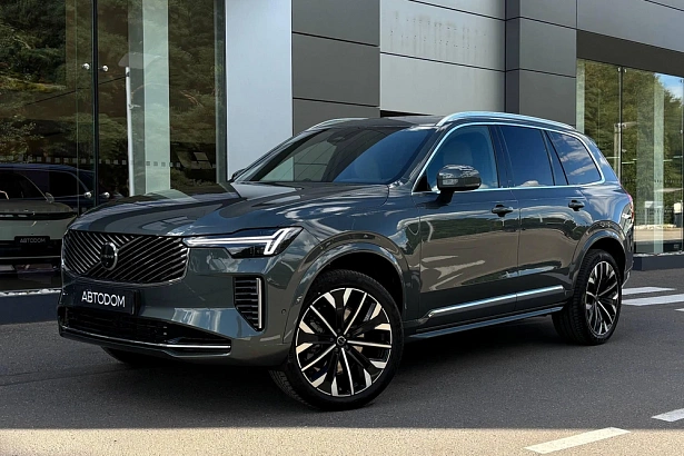 XC90 Ультра Темный (7 мест) / Ultra Dark (7 мест) 2.0 AT 4WD (250 л.с.) фото 1