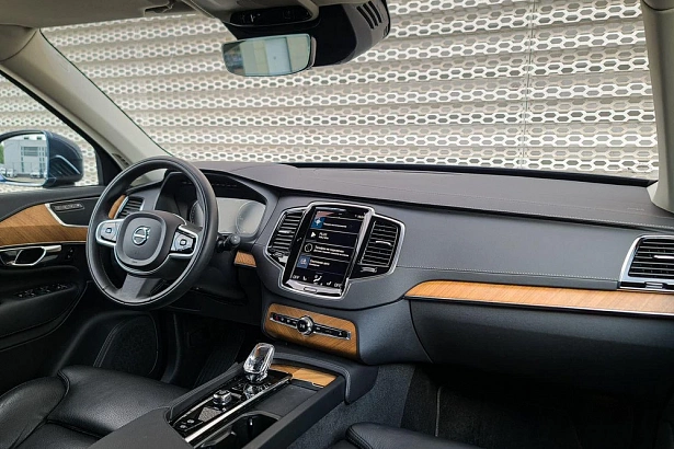XC90 Base 2.0hyb AT 4WD (310 л.с.) фото 37