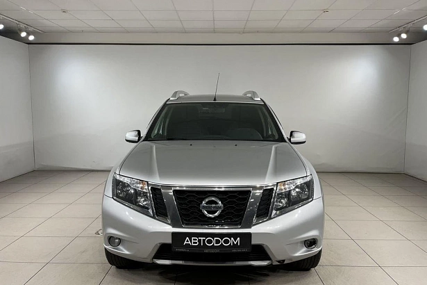 Terrano Elegance 2.0 AT 4WD (143 л.с.) фото 5