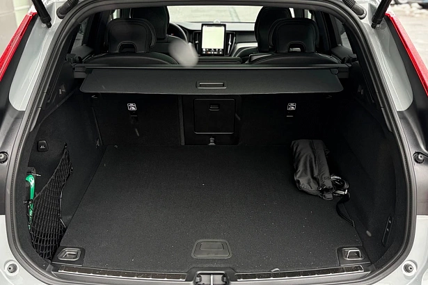 XC60 Ультра / Ultra 2.0 AT 4WD (250 л.с.) фото 14