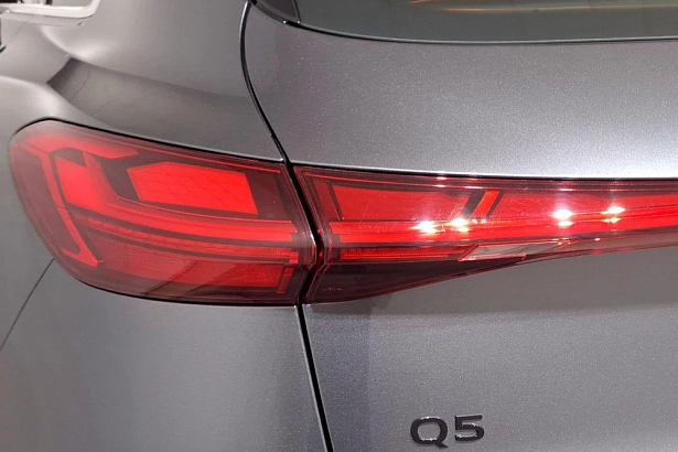 Q5 S-Line 2.0d AMT 4WD (204 л.с.) фото 24