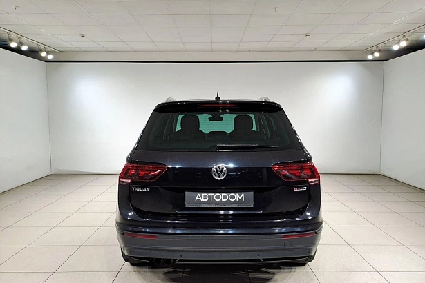 Tiguan Connect Plus 2.0d AMT 4WD (150 л.с.) фото 8