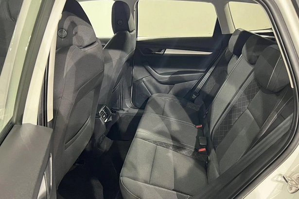 Karoq Ambition 1.4 AMT 4WD (150 л.с.) фото 12