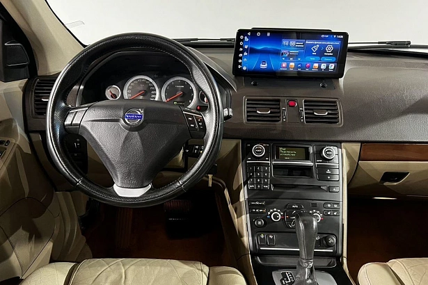 XC90 Base 2.5 AT 4WD (5 мест) (210 л.с.) фото 14