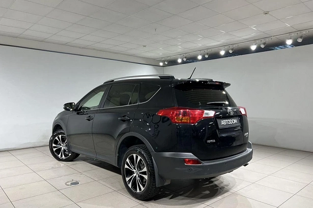 RAV4 Престиж Плюс 2.0 CVT 4WD (146 л.с.) фото 4