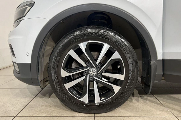 Tiguan Connect Plus 1.4 AMT 4WD (150 л.с.) фото 17