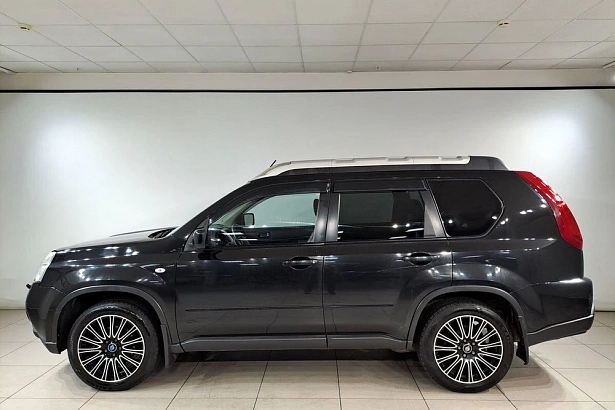 X-Trail LE High 2.5 CVT 4WD (169 л.с.) фото 3