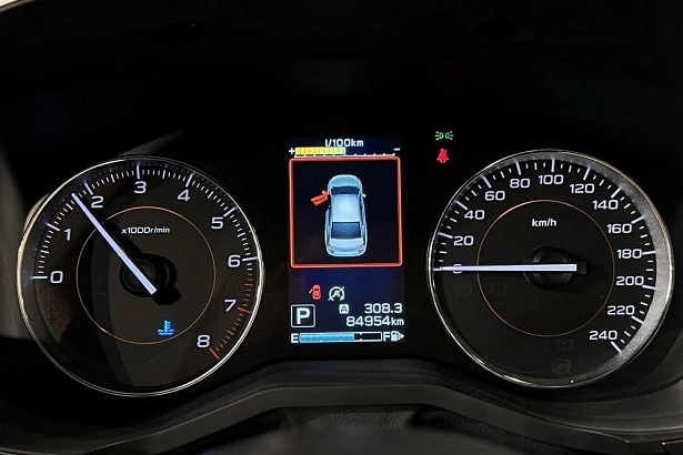XV Elegance 2.0 CVT 4WD (150 л.с.) фото 14