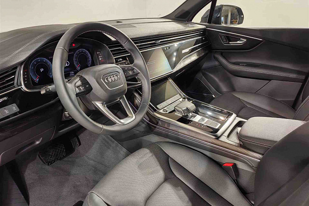 Q7 45 TFSI quattro tiptronic 2.0 AT 4WD (252 л.с.) фото 10