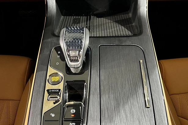 GS8 GX Premium 2.0 AT 4WD (231 л.с.) фото 19