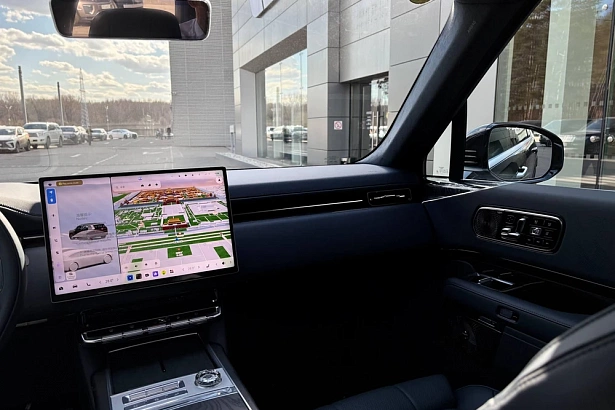 9X Base 55 kWh 2.0hyb AT 4WD (898 л.с.) фото 36