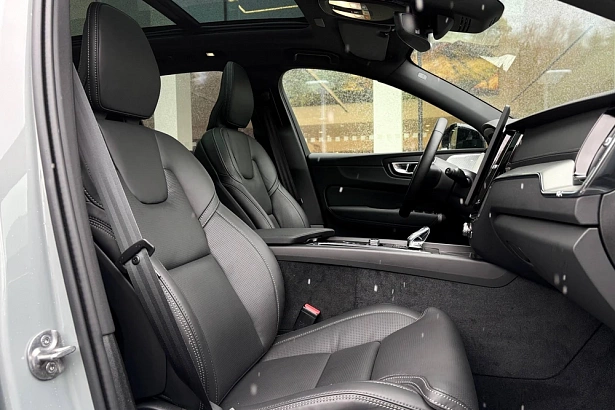 XC60 Ультра / Ultra 2.0 AT 4WD (250 л.с.) фото 10