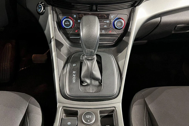Kuga Titanium (2017) 2.5 AT (150 л.с.) фото 18