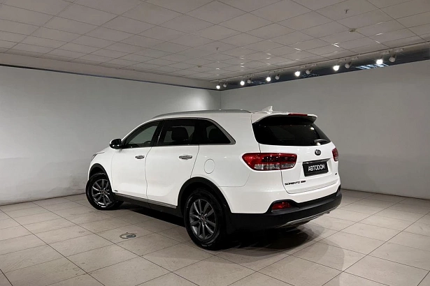 Sorento Premium 2.2d AT 4WD (5 мест) (200 л.с.) фото 4
