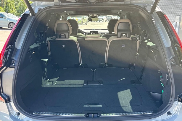 XC90 Ультра Темный (7 мест) / Ultra Dark (7 мест) 2.0 AT 4WD (250 л.с.) фото 15