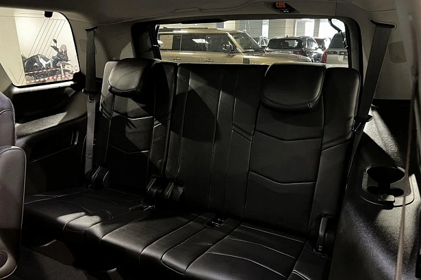 Escalade Luxury 6.2 AT 4WD (426 л.с.) фото 13
