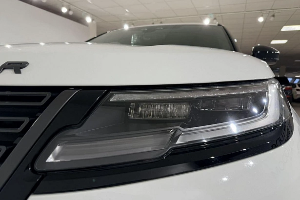 Range Rover Velar Dynamic SE 2.0 AT 4WD (250 л.с.) фото 15