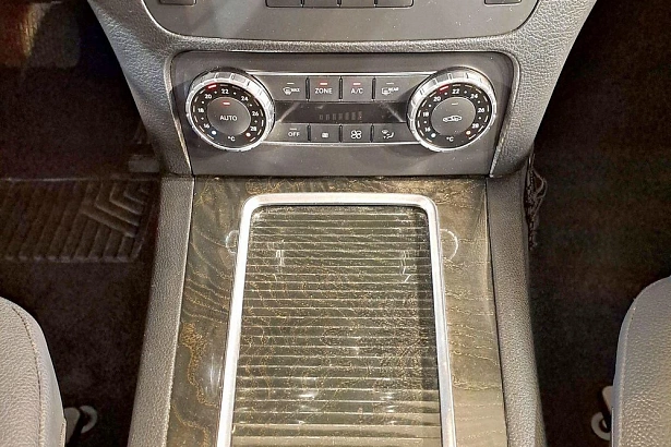 GLK Особая серия 300 3.5 AT 4Matic (249 л.с.) фото 22