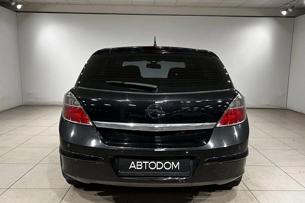 Astra Cosmo 1.8 AT (140 л.с.) фото 8