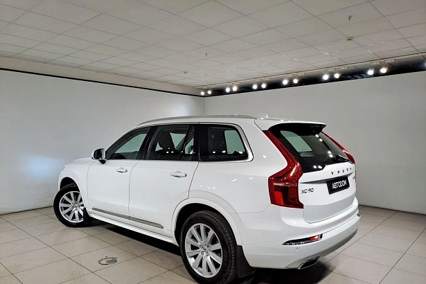 XC90 Инскрипшн / inscription 2.0d AT 4WD (5 мест) (235 л.с.) фото 4