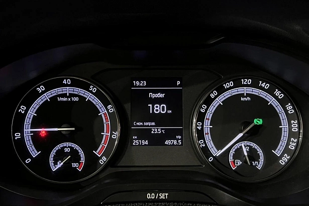 Karoq Ambition 1.4 AMT 4WD (150 л.с.) фото 15