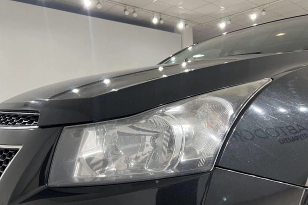 Cruze Base 1.8 MT (141 л.с.) фото 19