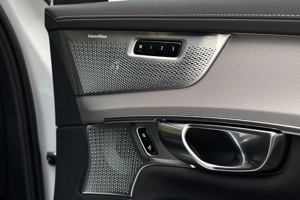 XC90 Ультра Темный (7 мест) / Ultra Dark (7 мест) 2.0 AT 4WD (250 л.с.) фото 25