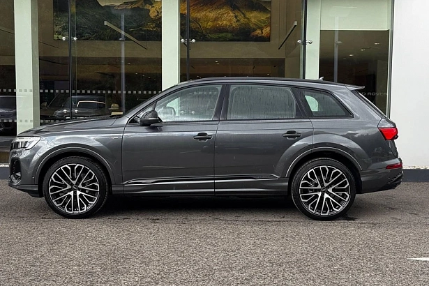 Q7 45 TFSI quattro tiptronic 2.0 AT 4WD (252 л.с.) фото 3