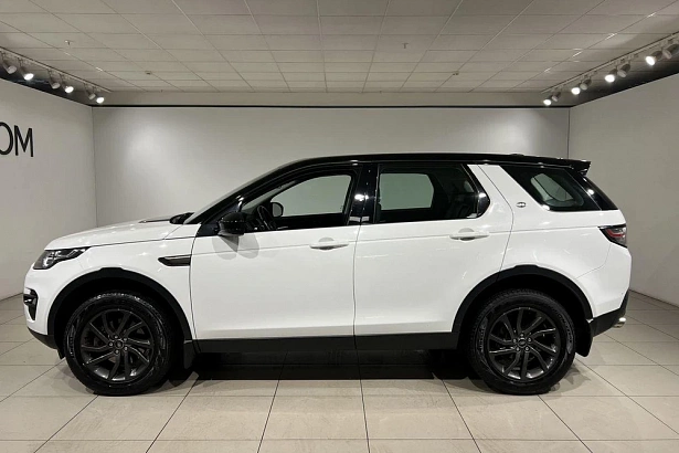 Discovery Sport SE 2.0 AT 4WD (240 л.с.) фото 3