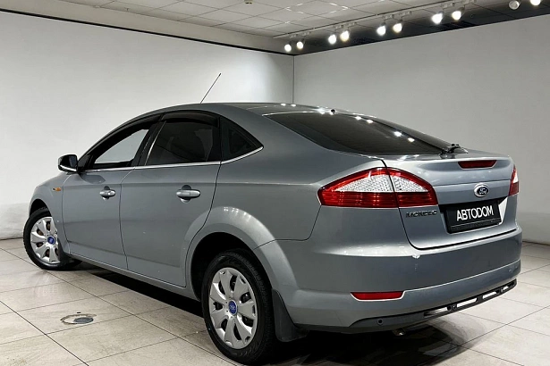 Mondeo Trend 2.0 MT (145 л.с.) фото 4
